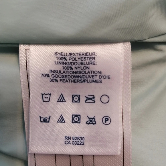 Lands' End Goose Down Quilted Puffer Vest in Shimmery Satin Zip Up Small 6-8 - Picture 11 of 15